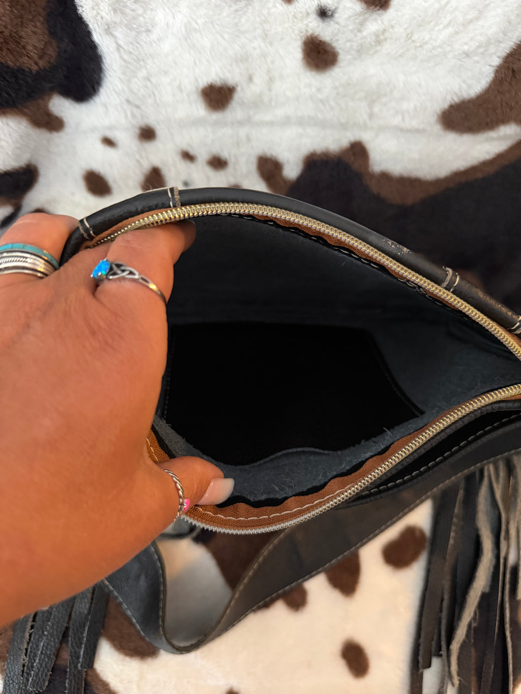 Black bull shoulder bag