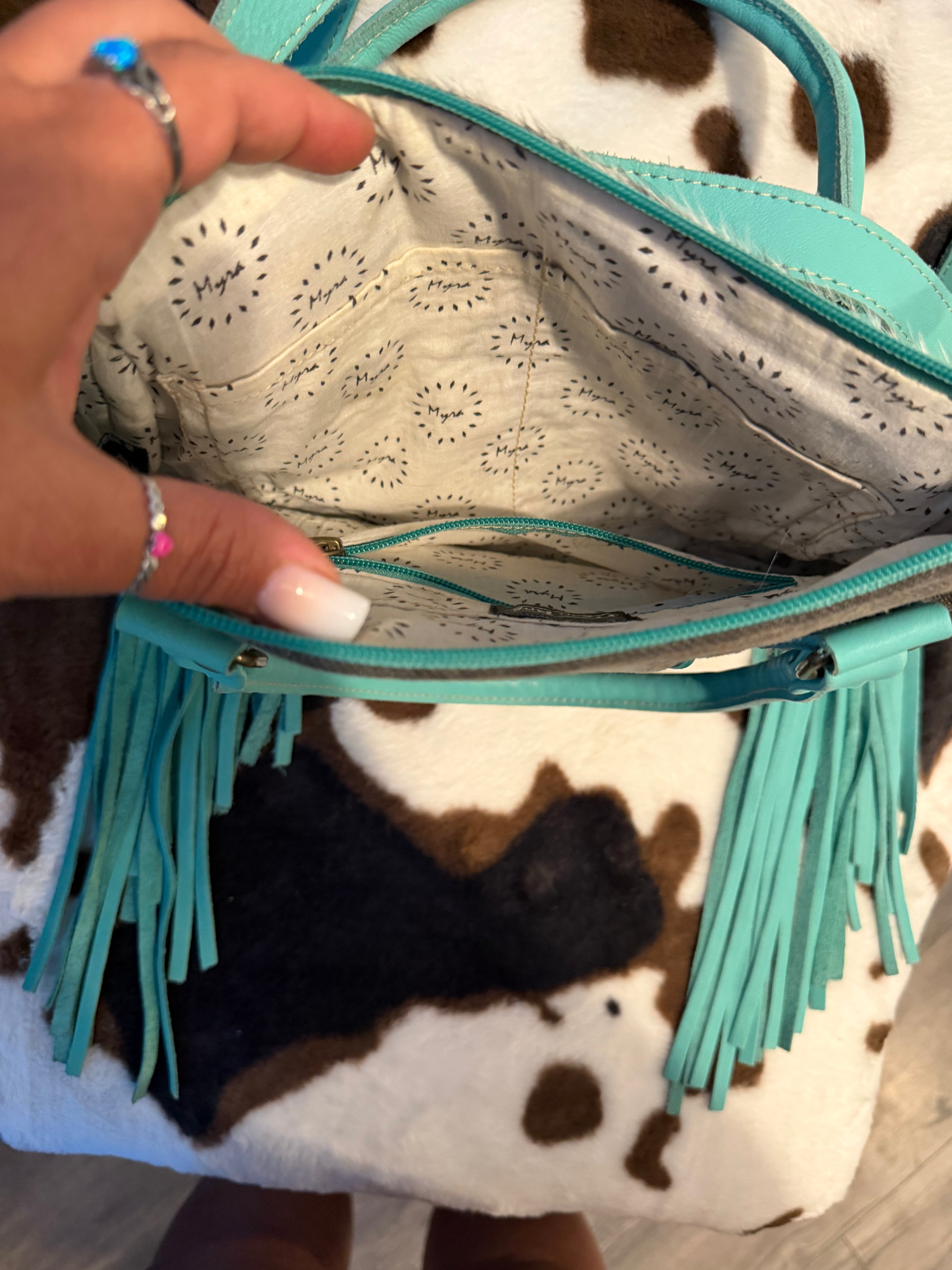 Myra crossbody