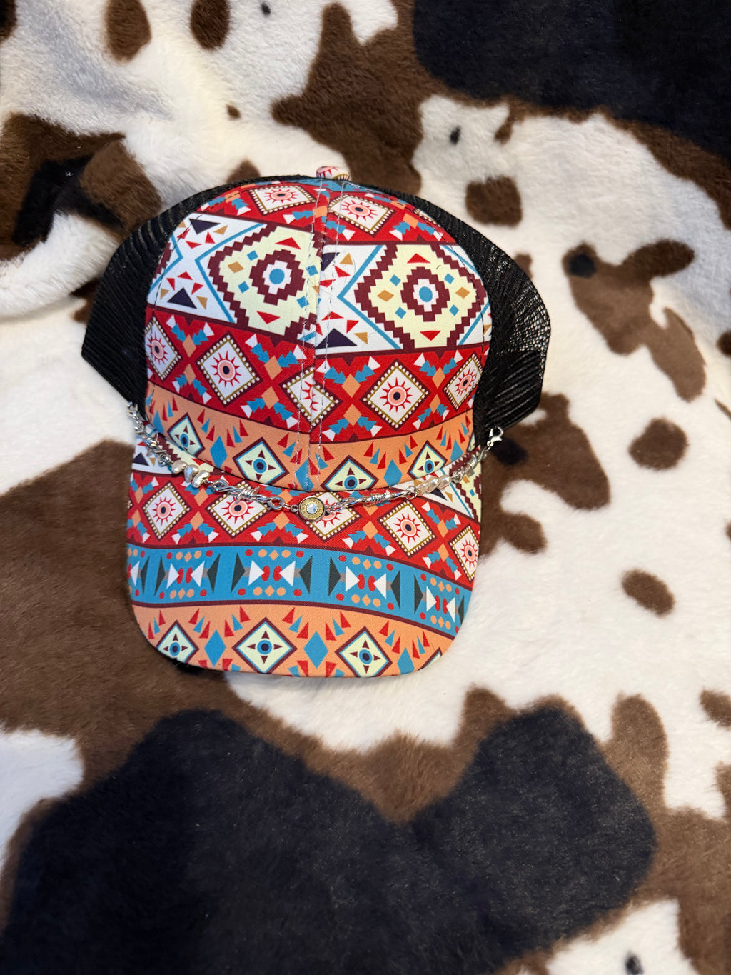Messy bun Aztec print hat
